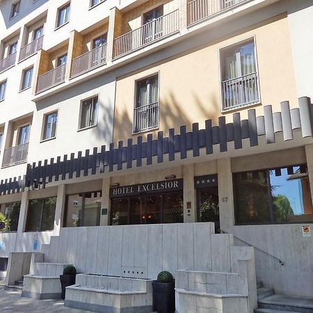 Hotel Excelsior Magenta Luaran gambar