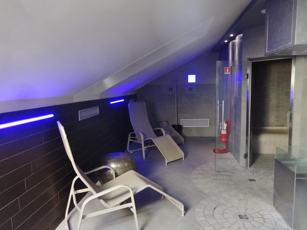 Hotel Excelsior Magenta Luaran gambar
